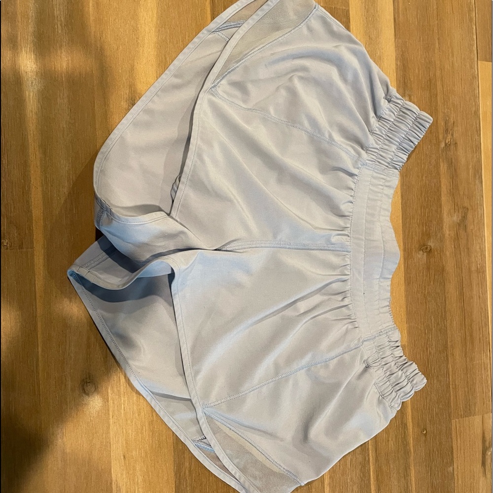 Lululemon Hotty Hot shorts - light blue